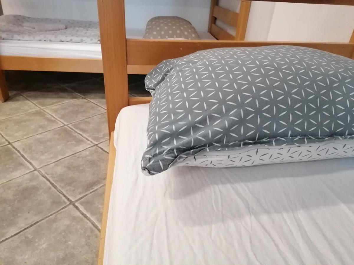 Hostel Vojnik ภายนอก รูปภาพ