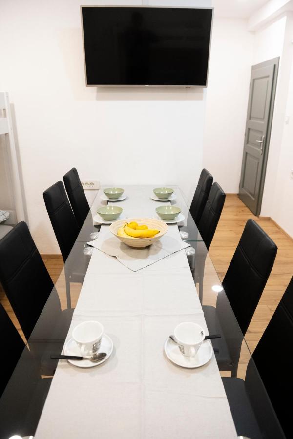 Hostel Vojnik ภายนอก รูปภาพ