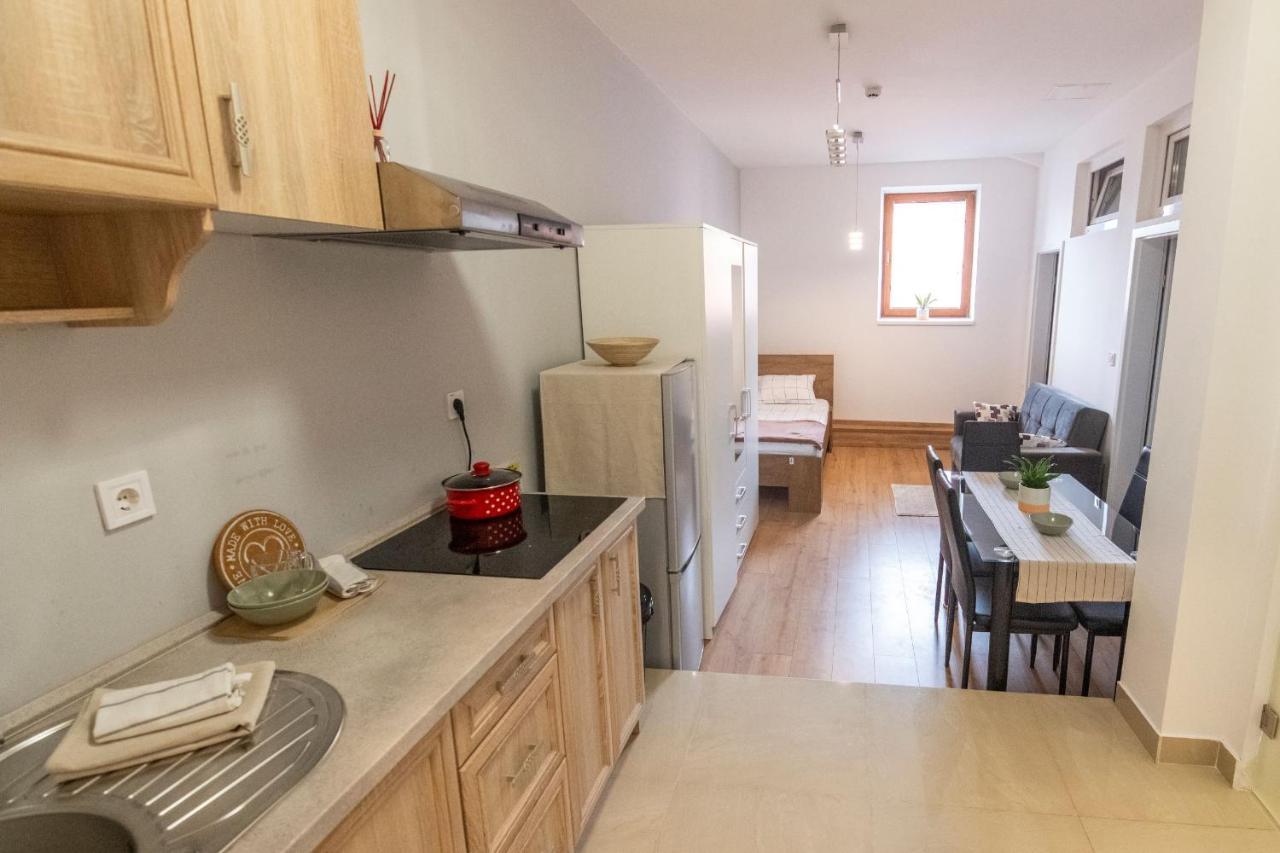 Hostel Vojnik ภายนอก รูปภาพ