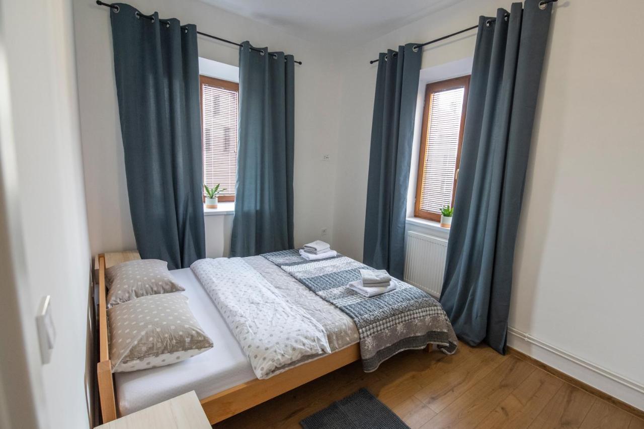 Hostel Vojnik ภายนอก รูปภาพ