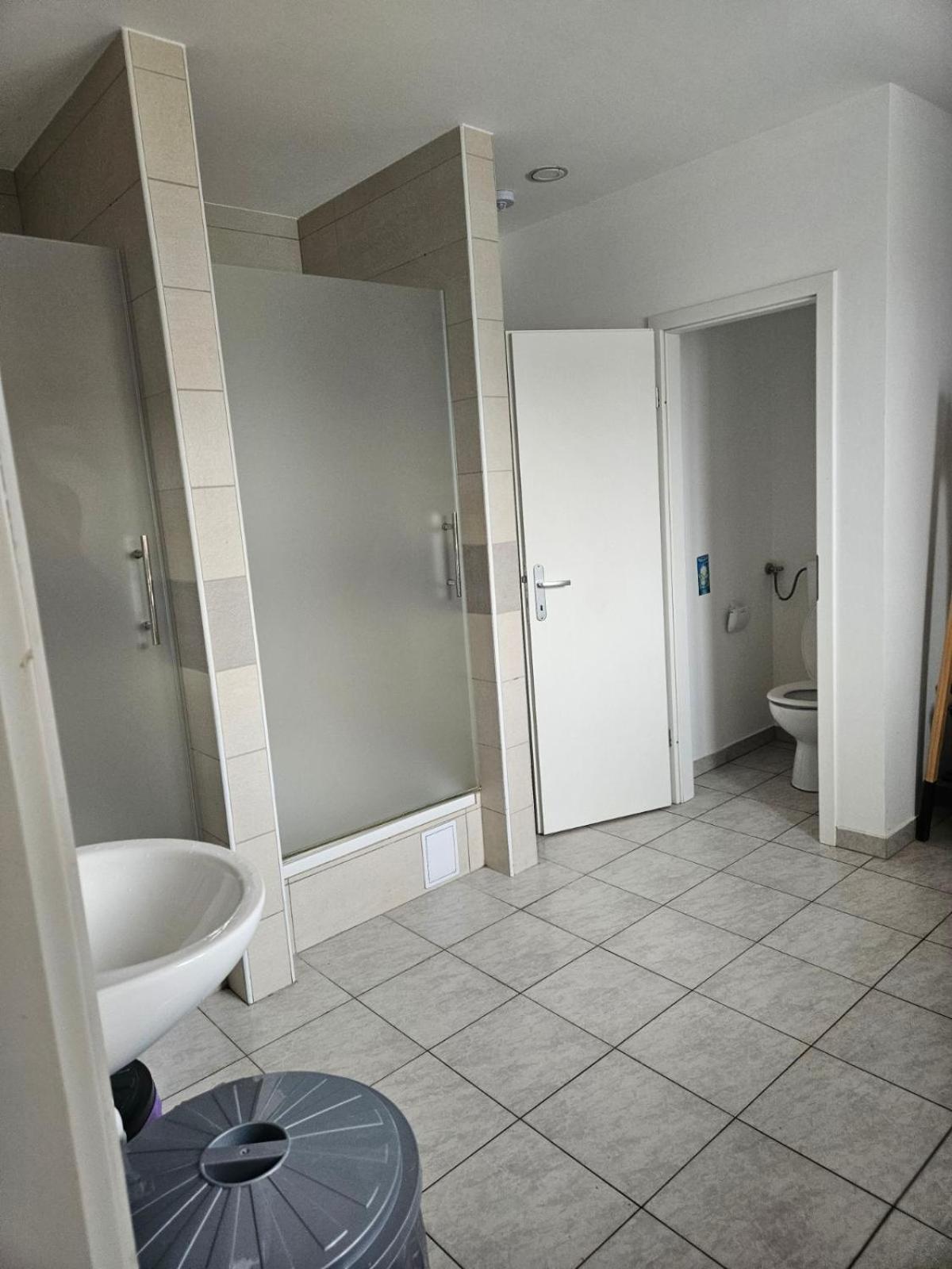 Hostel Vojnik ภายนอก รูปภาพ